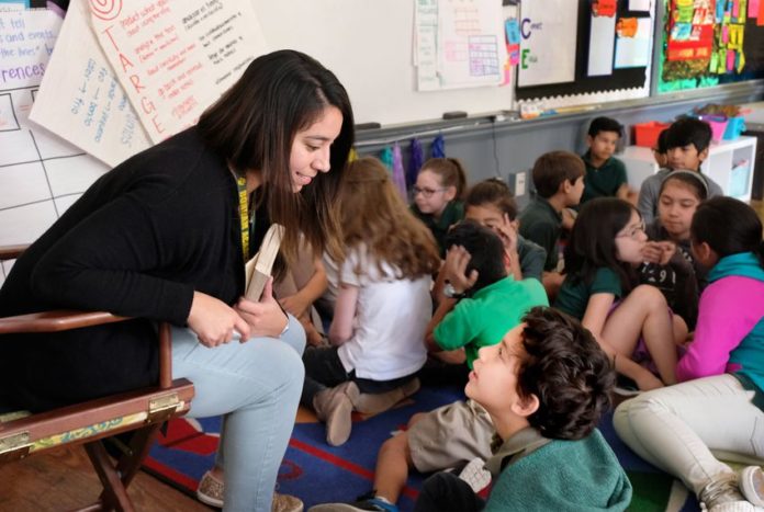 Public_school_explorer_1_LS_TT