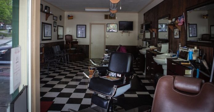 Texas Salons and Pools Reopen