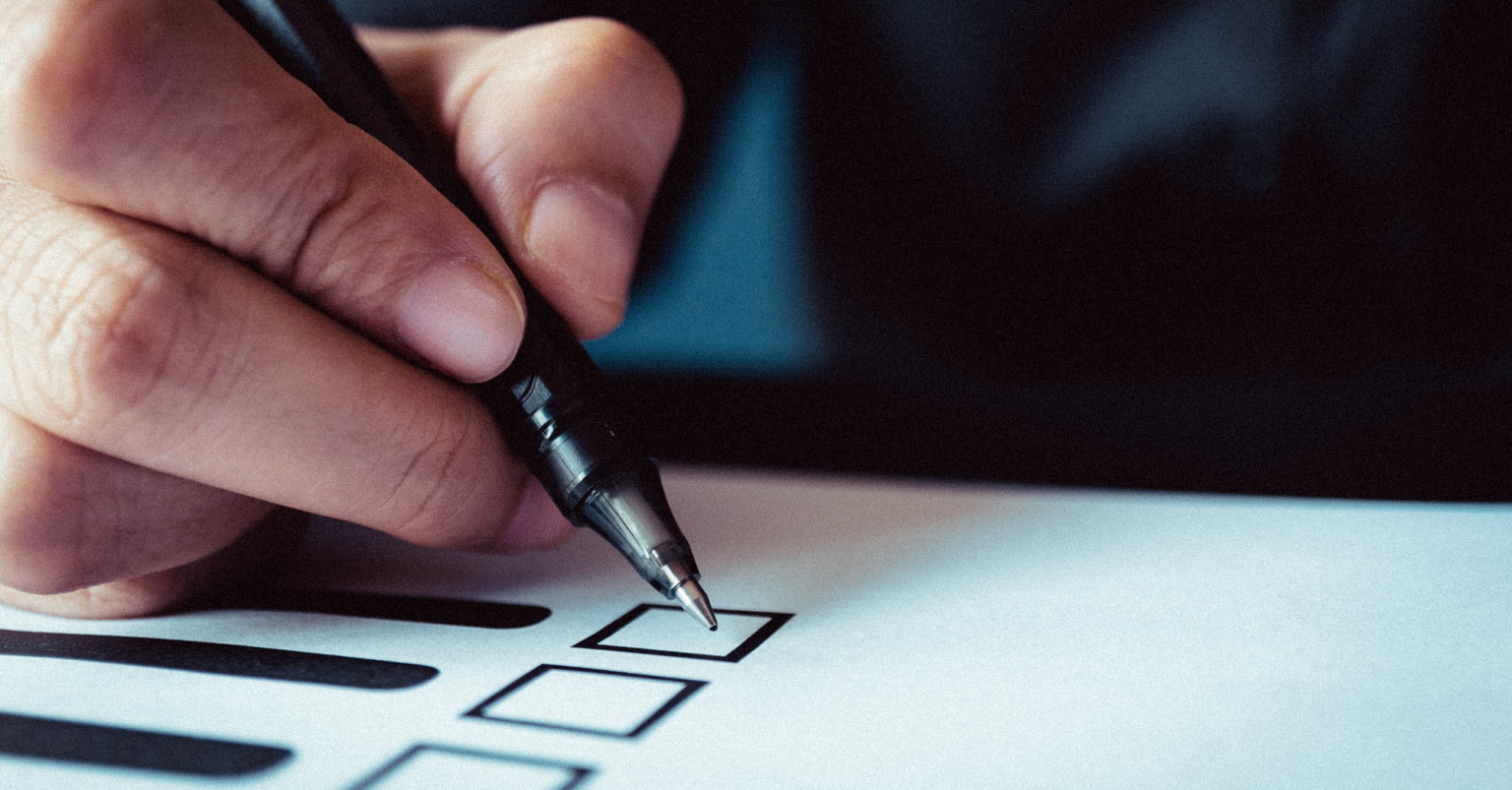 Председатель генеральной ассамблеи оон. Человек с мусоркой знак. Keeping order. Интернет в офис. Клиент в ресторане.