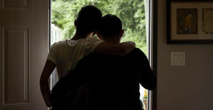0a0759c4-0f20-4c32-9391-8ad52f67e57f-Georgia_Migrant_Family_CG_TT_05