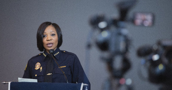 Rene-Hall-Resigns Dallas-Police-Chief-Resigns