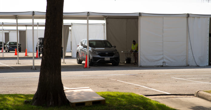 Harris-County-increasingly-concerned-drive-thru-voting-will-be-halted_2