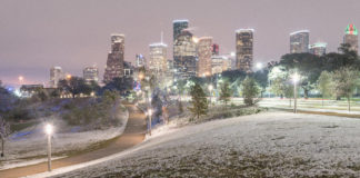 It’s Finally Snowing in Texas!