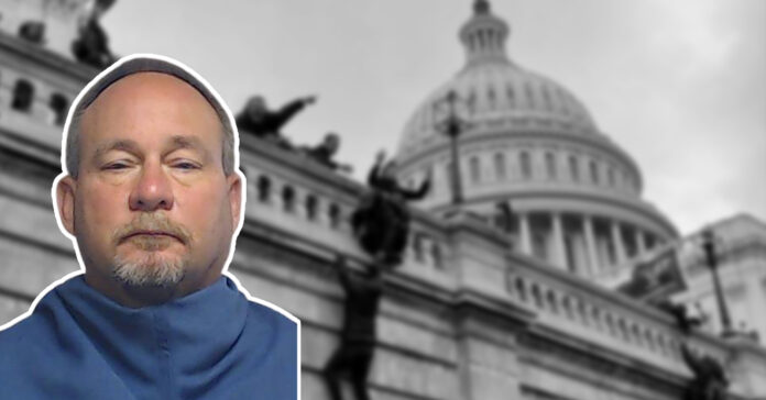 _North-Texas-man-charged-with-assaulting-cops-during-Capitol-insurrection-is-running-for-Texas-House