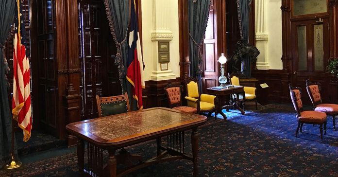 A-Rick-Perry-—-no,-not-that-Rick-Perry-—-files-to-run-for-Texas-governor