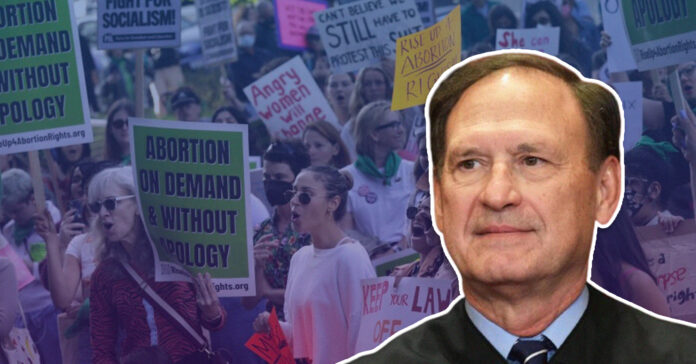 After-Roe-v-Wade,-next-U_S_-abortion-battle--state-v-state