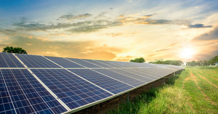 Texas-renewables-generate-record-power-in-early-2022,-outpacing-most-popular-gas-generation