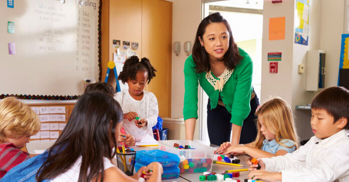 A-bid-to-keep-Austin-teachers-happy